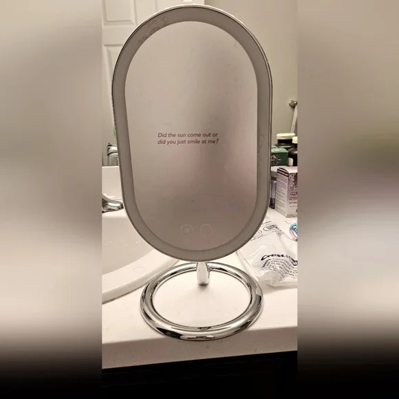 Fancii mirror - Picture 1 of 7